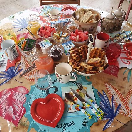 Bed and Breakfast Fenetre Sur Les Alpilles Saint-Martin-de-Crau Esterno foto