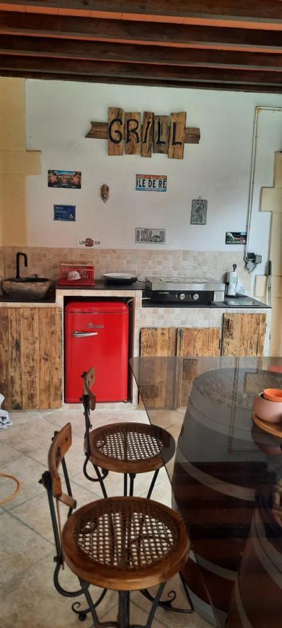Bed and Breakfast Fenetre Sur Les Alpilles Saint-Martin-de-Crau Esterno foto